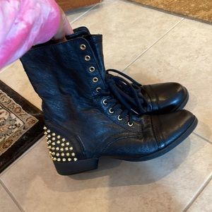 Steve Madden Ternn leather combat boots with gold studs